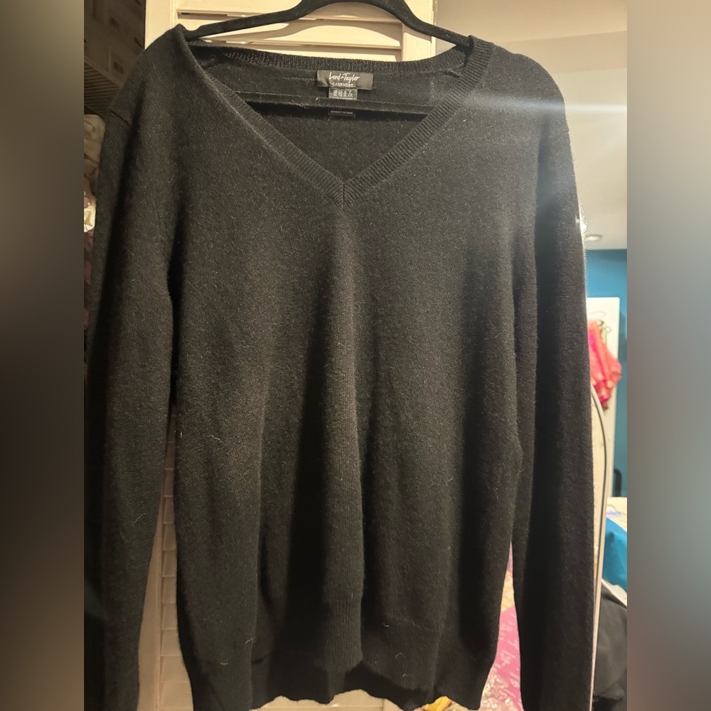 Set of 2 Cashmere women’s  Black V-Neck Sweater- cashmere 2 (XL and 1X/XXL)